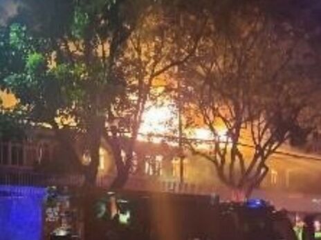 Пожар в здании посольства потушен, жертв и пострадавших нет