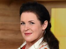 "На жаль, без операції не минеться". 56-річна Писанка розповіла про свій стан після знепритомнення на сцені