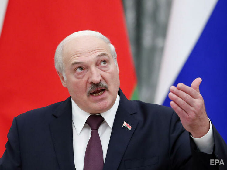 "Мы тут шутки шутим на южной границе?" Лукашенко сказал, что армия Беларуси будет действовать "точно так, как российская" в случае военных действий на Донбассе