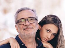 17-річна донька Костянтина Меладзе про реакцію батьків на випуск "Голосу країни" за її участю: Тато плакав. Мама теж зраділа