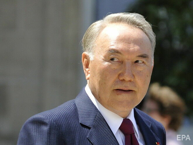 Назарбаєва позбавили всіх посад у Казахстані