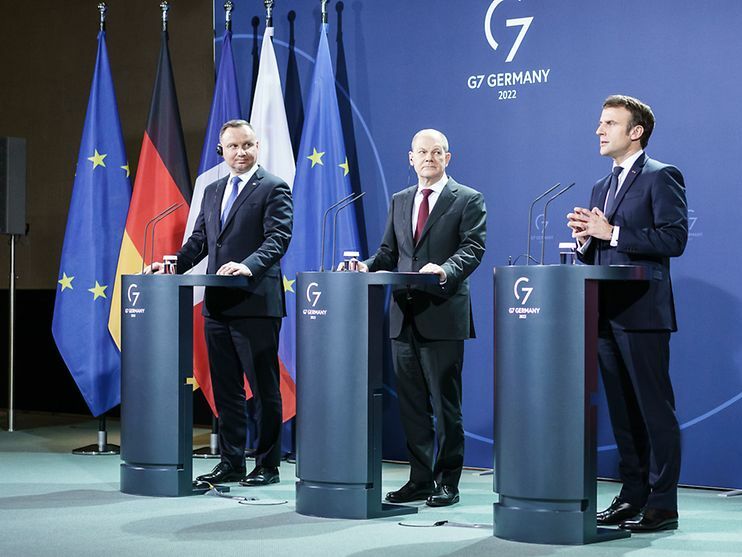 Лидеры Франции, Германии и Польши в совместном заявлении поддержали суверенитет Украины