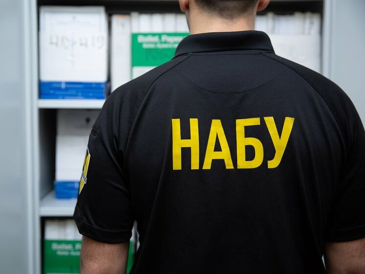 НАБУ задержало на взятке депутата Киевсовета от "Слуги народа", это близкий к Ермаку человек, заявил Бутусов