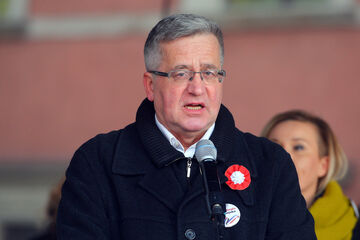 Експрезидент Польщі Коморовський: Не варто гарчати на Путіна