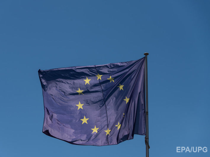 Совет ЕС решил начать переговоры с Европарламентом об отмене виз для украинцев