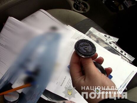 В Украине за неделю открыли более 120 производств за подделку COVID-документов – полиция