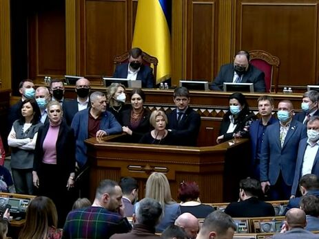 Фракції "Європейська солідарність" та "Голос" вийшли до трибуни Верховної Ради