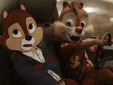 "Это не перезагрузка. Это возвращение Чипа и Дейла". Вышел первый трейлер фильма о приключениях знаменитых бурундуков. Видео