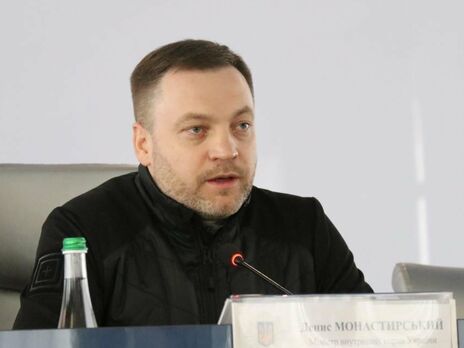 Монастырский (на фото) призвал Ярославского как можно скорее вернуться в Украину, поскольку у правоохранителей "есть к нему много вопросов"