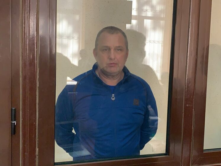 В Крыму "прокуроры" просят 11 лет колонии для незаконно удерживаемого журналиста Есипенко