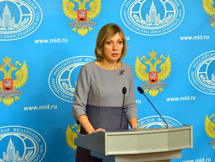 Захарова пригрозила выделить американским журналистам "специальное место" на брифингах МИД РФ