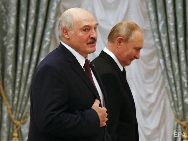 Лукашенко прилетів у Москву для зустрічі з Путіним на тлі спільних військових навчань РФ та Білорусі