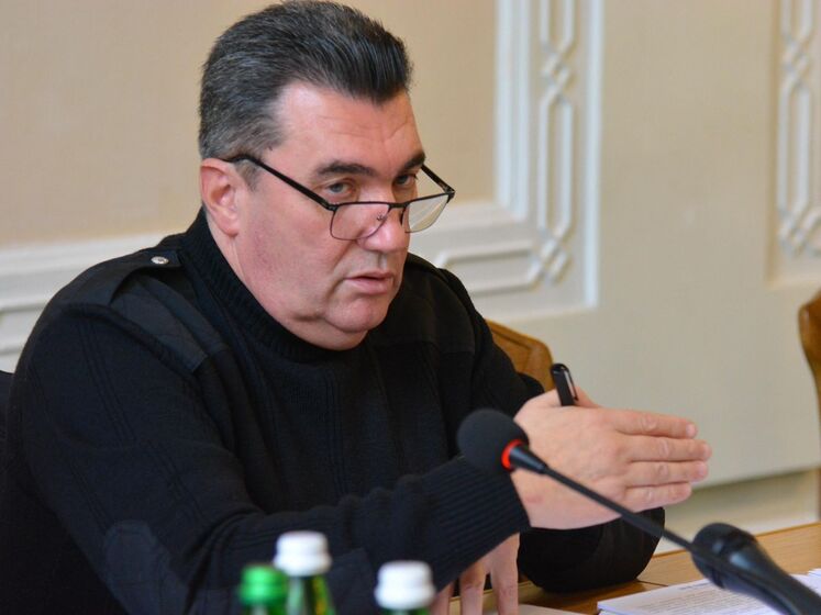 Данилов сообщил о большой угрозе провокаций в ОРДЛО со стороны РФ