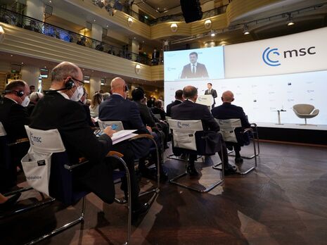 Зеленский: Пока мы не в НАТО, нам нужны гарантии безопасности