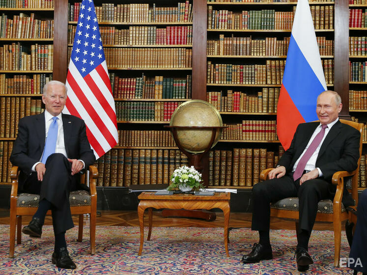 Путін і Байден погодилися на участь у саміті з безпеки, запропонованому Макроном