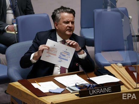 Постпред України в ООН продемонстрував, що укази Путіна щодо 