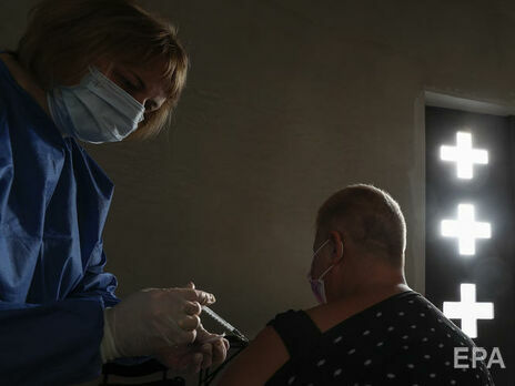С начала вакцинальной кампании в Украине от COVID-19 привито около 15,7 млн человек, более 56,7 тыс. – за последние сутки