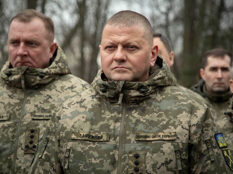 Під час телефонної розмови Залужний обговорив зі своїм білоруським колегою "військово-політичну ситуацію, що складається у регіоні"