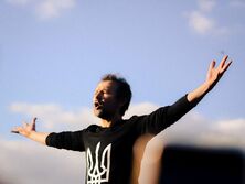 "Все буде добре для кожного з нас". Группа "Океан Ельзи" спонтанно выступила в центре Киева. Видео