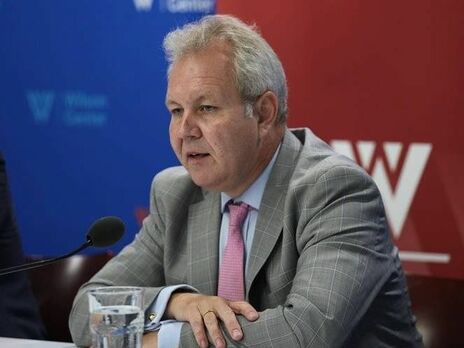 Іноземцев: Захід довго пнувся і швидко здувся. Путін розуміє, наскільки безглузда метушня його західних 