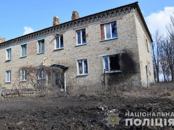 Оккупанты обстреляли детский сад и жилые дома в Донецкой области, ранена женщина &ndash; полиция