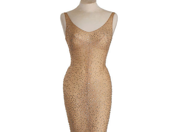 Платье Монро со дня рождения Кеннеди продали за $4,8 млн