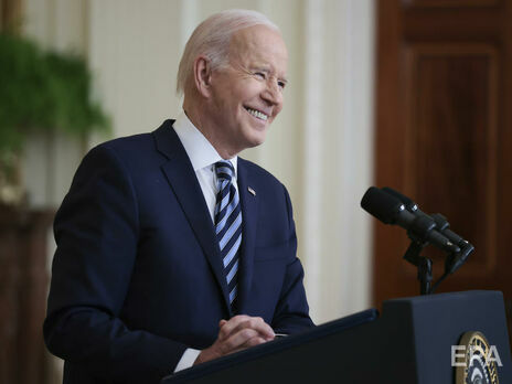 Байден: США расширят список российских элит и их семей, которые попадают под санкции