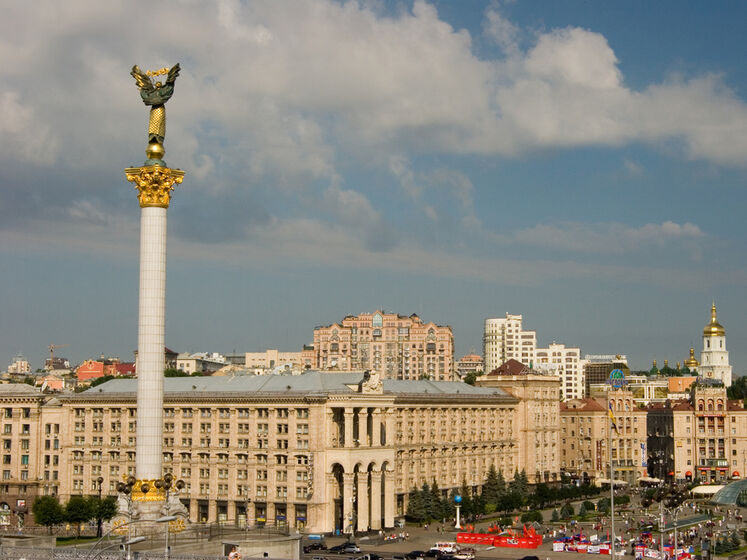Киев вступил в фазу обороны. В столицу заходит украинская военная техника