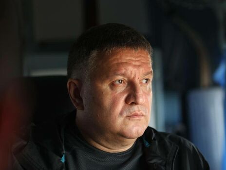 Іноді здається, що все неправда, прокинуся – і не буде мерзенної пики лектора-х...йла і тварюки Лукашенка