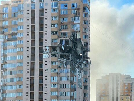Россияне ракетами расстреливают гражданские дома в Киеве, отметили в МВД Украины