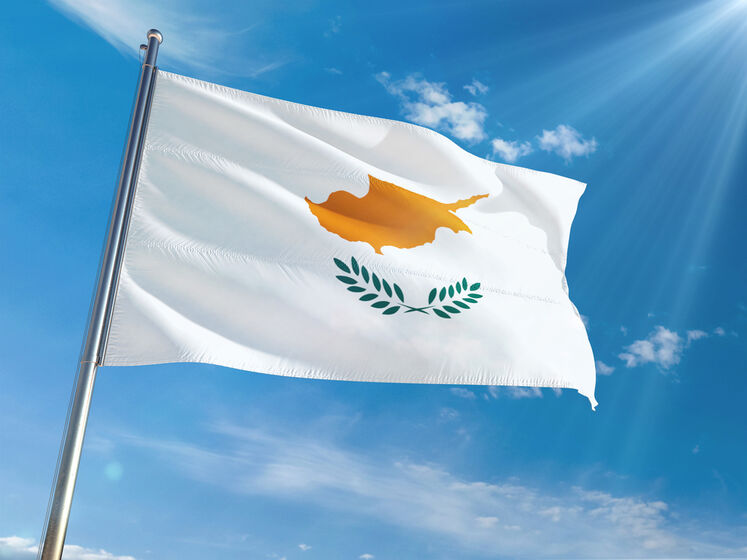 Кіпр не блокуватиме від'єднання Росії від SWIFT