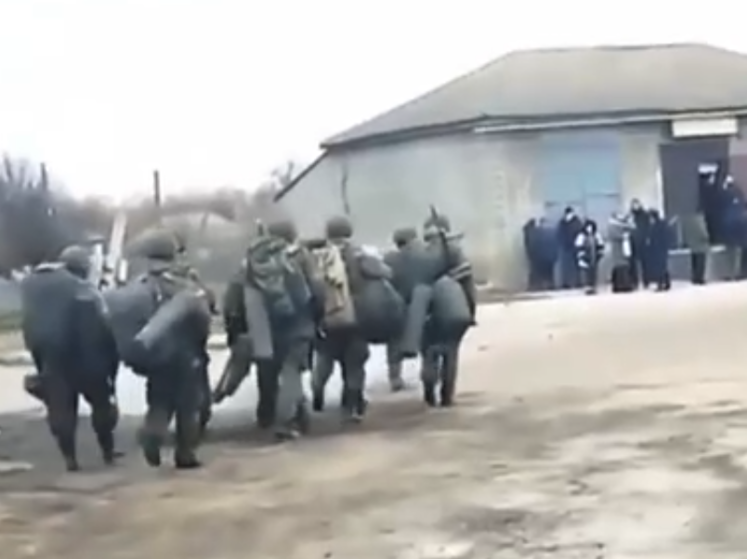 В Сумской области российские оккупанты пешком покинули село
