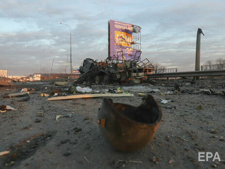 Російські окупанти завдали удару по Херсону, снаряди влучили в житлові будинки