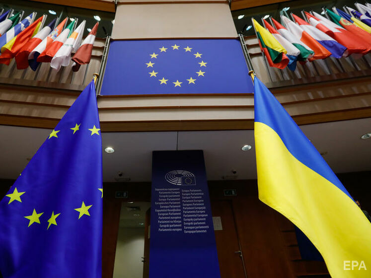 Европарламент призвал предоставить Украине статус кандидата на членство в ЕС