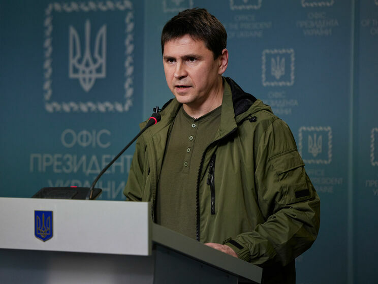 Подоляк вважає, що Росія обстрілює українські міста, щоб викликати паніку