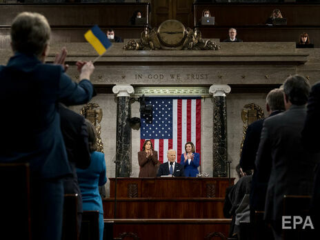 Байден заявил, что Зеленский и каждый украинец своим бесстрашием вдохновляют мир. Конгресс аплодировал стоя. Видео