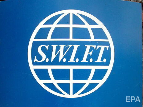 Система SWIFT позволяет банкам и компаниям обмениваться финансовыми сообщениями по всему миру