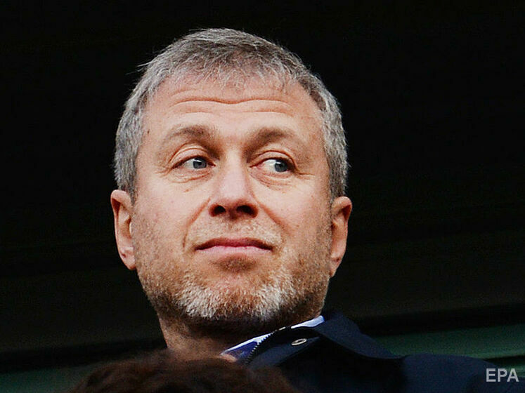 Абрамович объявил о продаже "Челси" и пообещал передать вырученные деньги в фонд помощи пострадавшим в войне в Украине