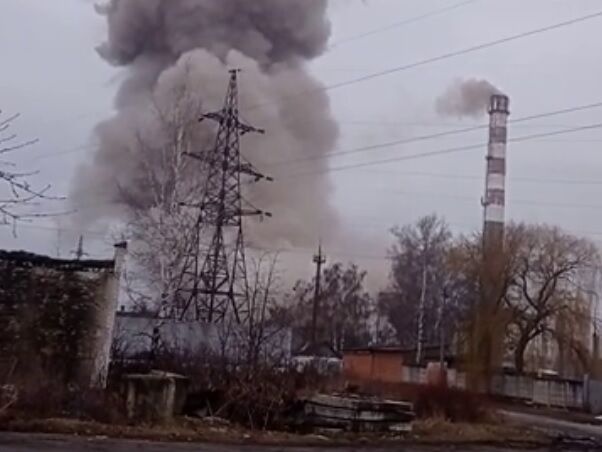 Российские оккупанты бомбят Ахтырку, уничтожили ТЭЦ – городской голова
