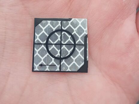 У Києві на будівлях посольств знайшли мітки російських окупантів – Маасікас