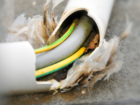 Мы работаем под пулями, 