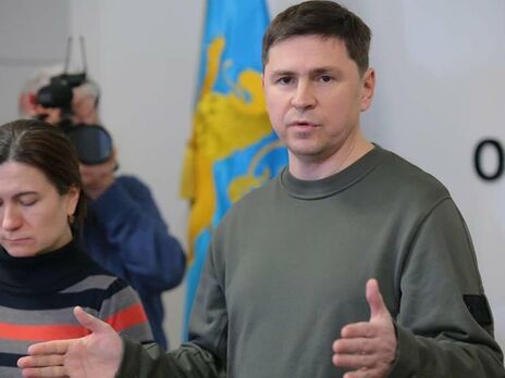 Подоляк: Концепция закрытого неба существенно изменит диспозицию войны и поможет решить гуманитарные вопросы