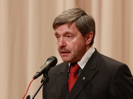 Кремлевская серость воздвигает 