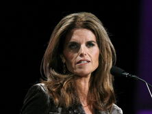 Экс-супруга Шварценеггера восхитилась храбростью Украины и назвала Путина "сумасшедшим с кровью на руках"