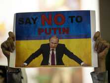 Французские люксовые бренды, среди которых Louis Vuitton, Hermes, Chanel и Cartier, закрывают свои магазины в России