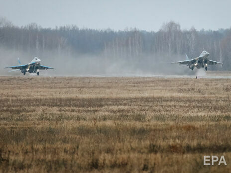 США работают с Польшей над возможностью предоставления Украине военных самолетов – Белый дом