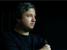 Российский кинокритик Долин: Никакой России больше нет. Россия курица с отрубленной головой