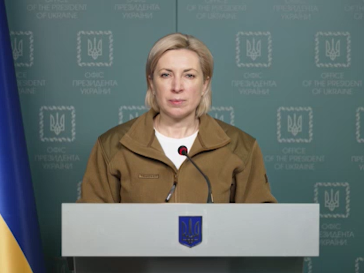 Украина считает неприемлемым предложение по эвакуации украинцев в РФ и Беларусь и требует гумкоридоров на своей территории