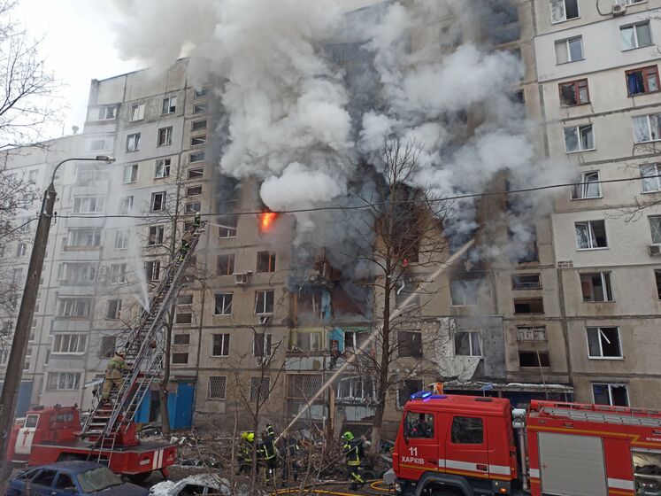 Рятувальники в Харківській області понад 40 разів протягом доби виїжджали на пожежі через обстріли, під завалами знайшли чотирьох загиблих