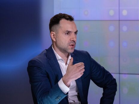 Арестович о переговорах с РФ: Через 10 дней их требования сократятся до неупотребления кричалки харьковских ультрас